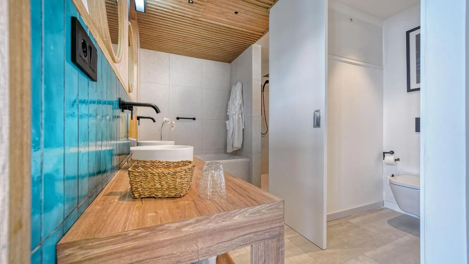 Hovima Suites Costa Adeje (Adults Only) 4*, אדחה ספרד